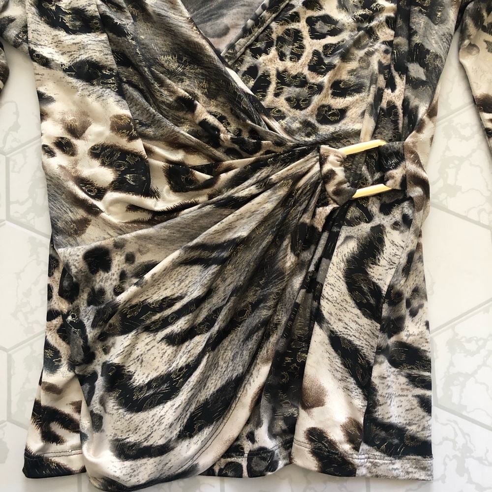 Cache Women’s Stretch Layered Top - Picture 5 of 11